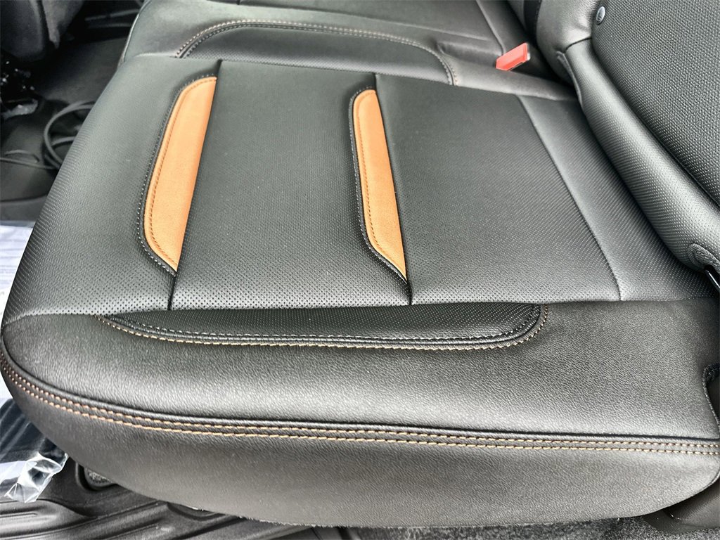 New 2026 GMC Sierra 2500 AT4 w/ AT4 Premium Plus Package image 17