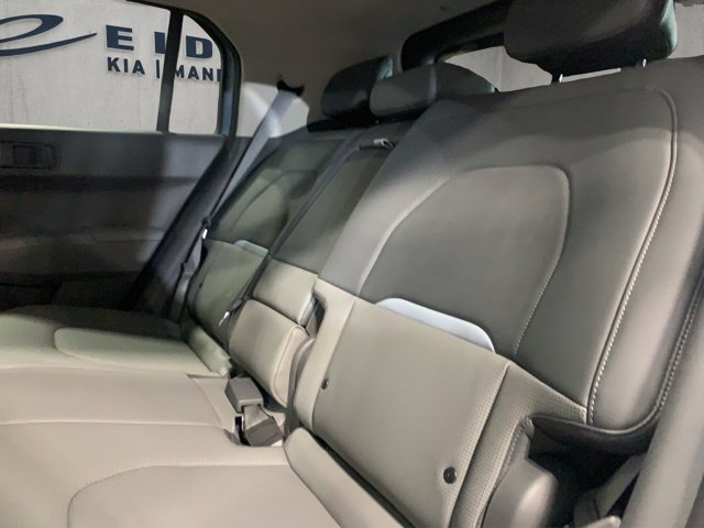 New 2027 Kia EV3 Wind FWD image 20