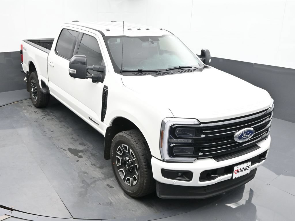 Used 2025 Ford F250 Platinum AWD/4WD image 25