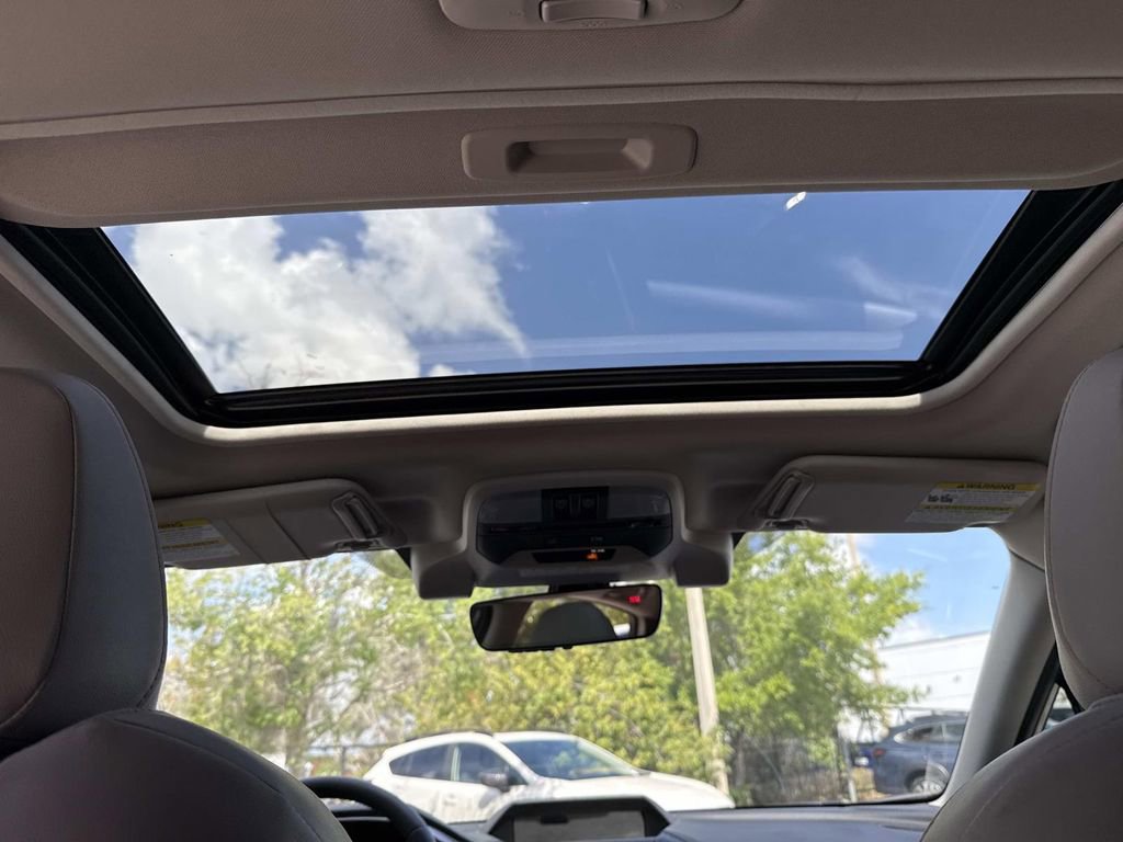 Used 2023 Subaru Crosstrek 2.5i Limited w/ Moonroof Package AWD/4WD image 21