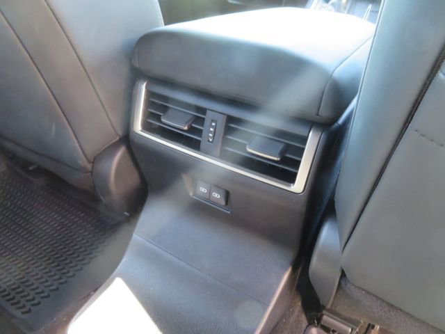 Used 2024 Lexus GX 550 Overtrail image 15