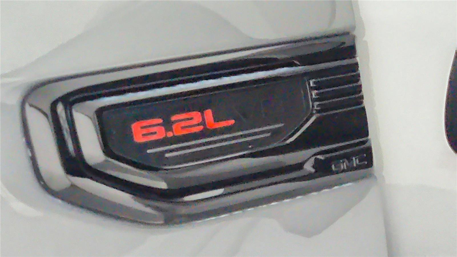 Used 2023 GMC Sierra 1500 AT4 w/ Technology Package image 15