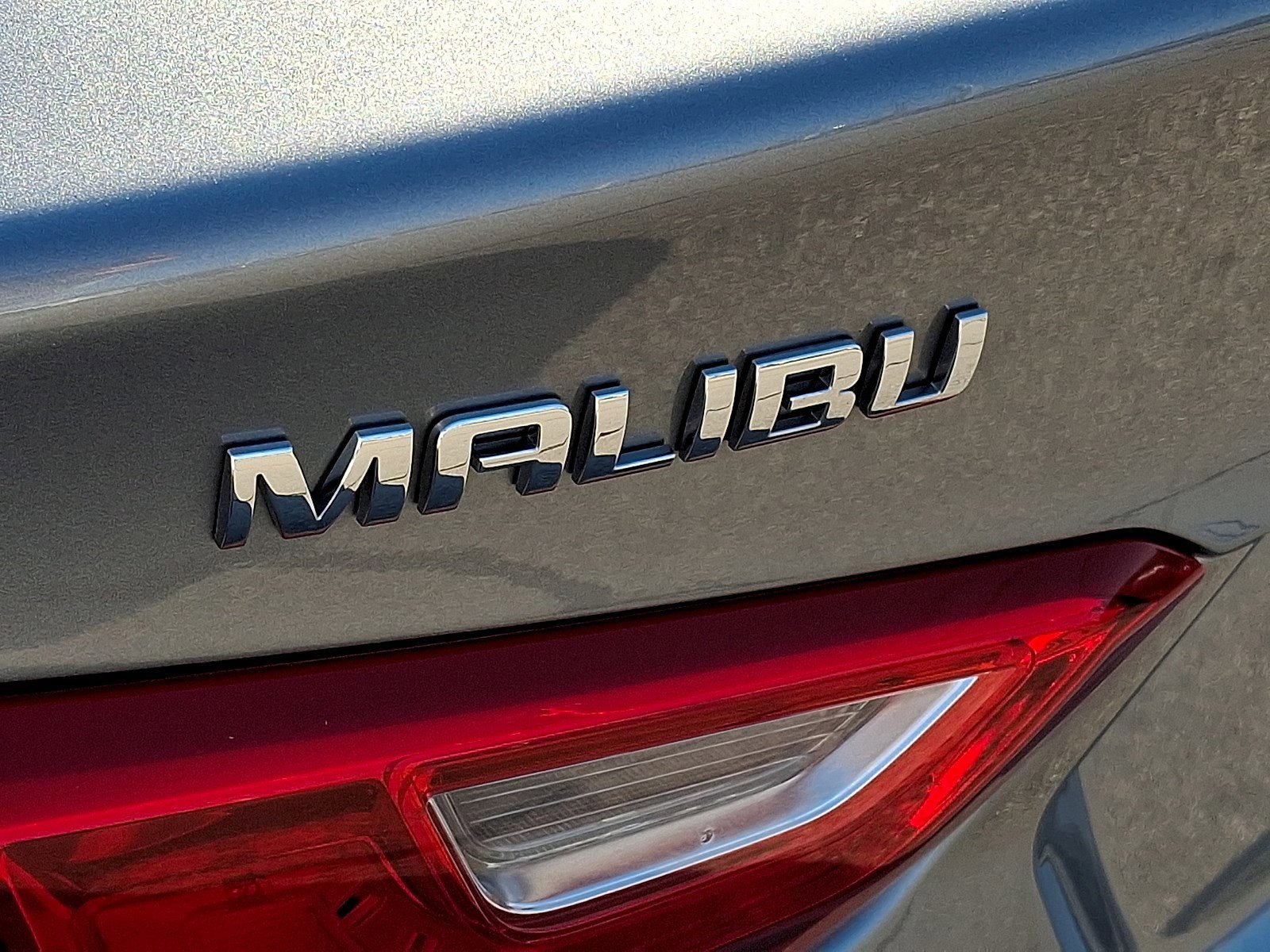 Used 2024 Chevrolet Malibu LT FWD image 30
