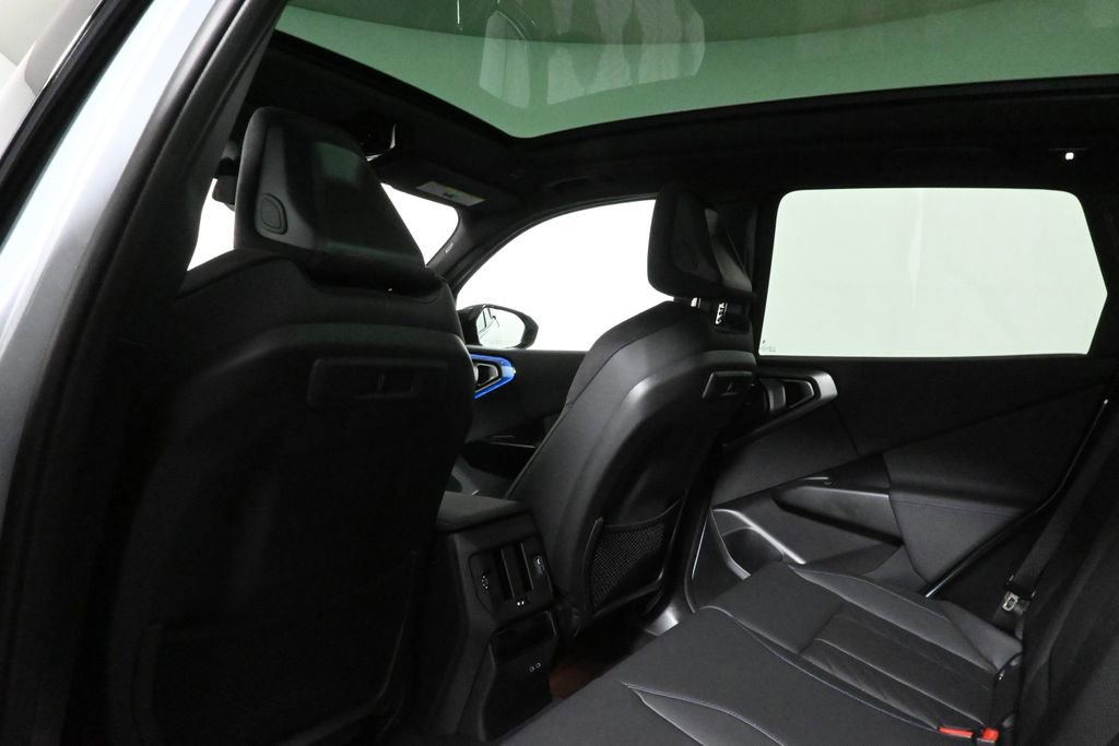 Used 2026 BMW X3 M50 w/ Premium Package image 33