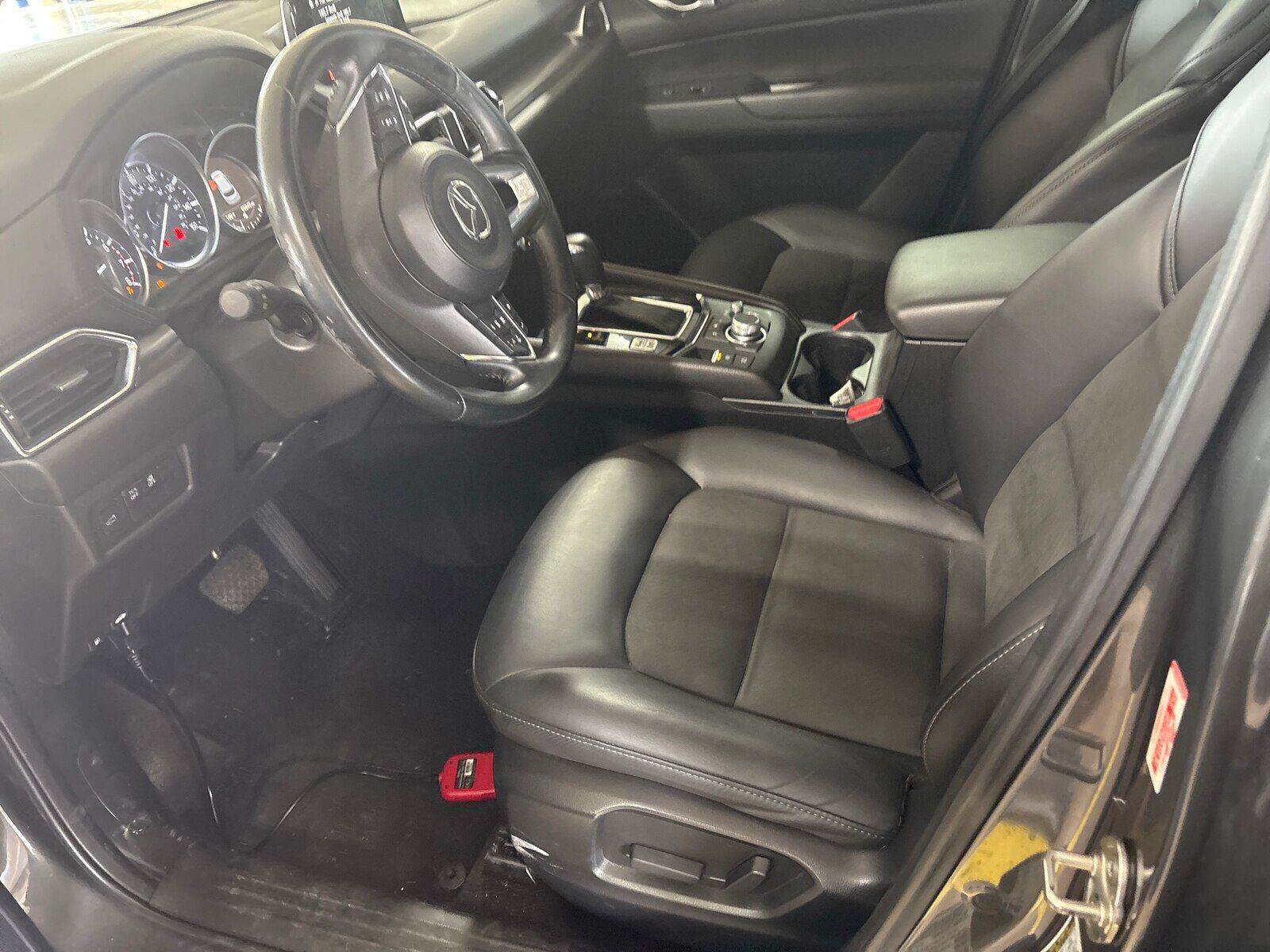 Used 2020 MAZDA CX-5 Touring FWD image 6