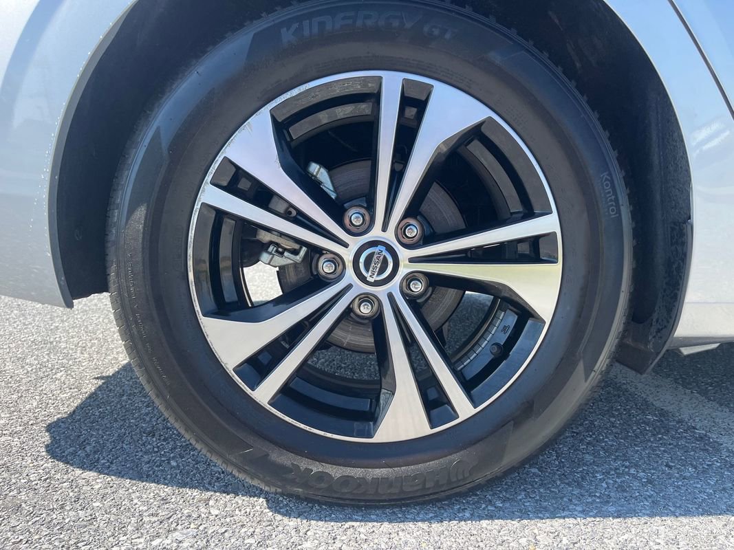 Used 2022 Nissan Sentra SV image 10