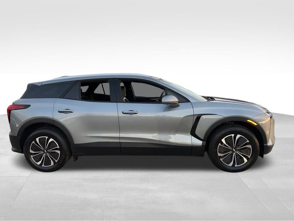 New 2025 Chevrolet Blazer EV LT w/ Super Cruise Package image 4