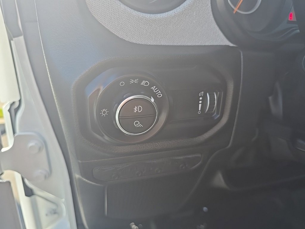 New 2025 Jeep Gladiator Sport image 27