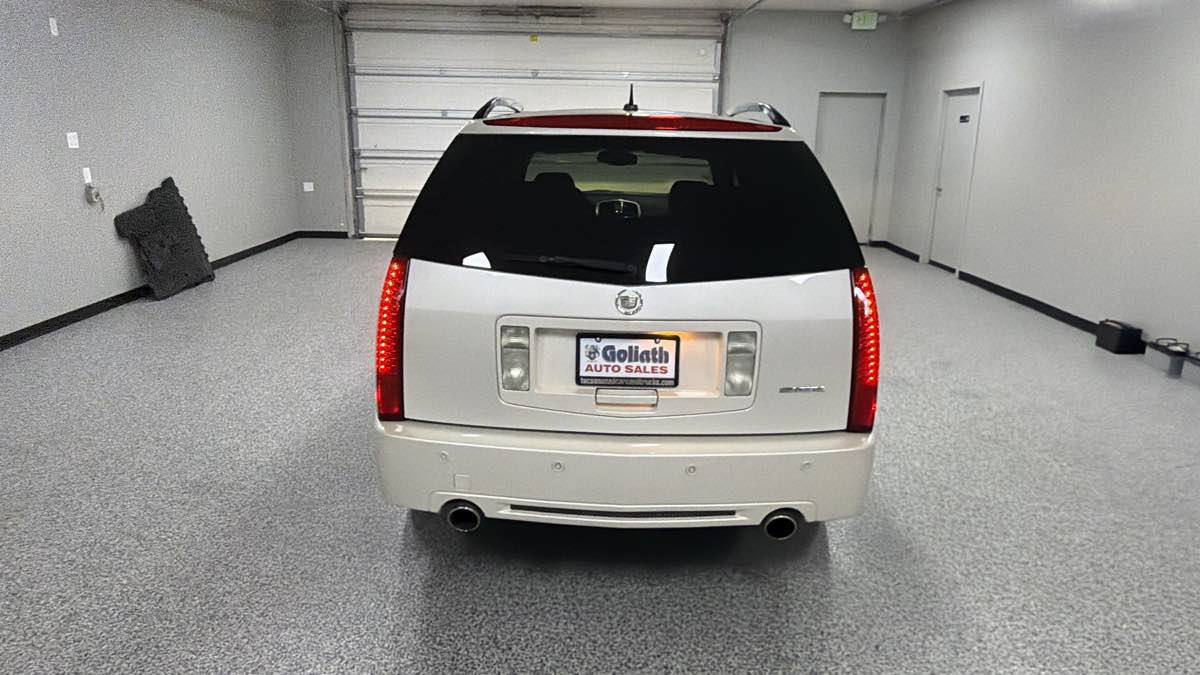 Used 2007 Cadillac SRX RWD image 4