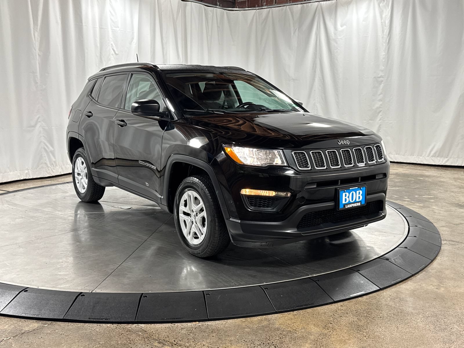 Used 2018 Jeep Compass Sport w/ Cold Weather Group AWD/4WD image 10