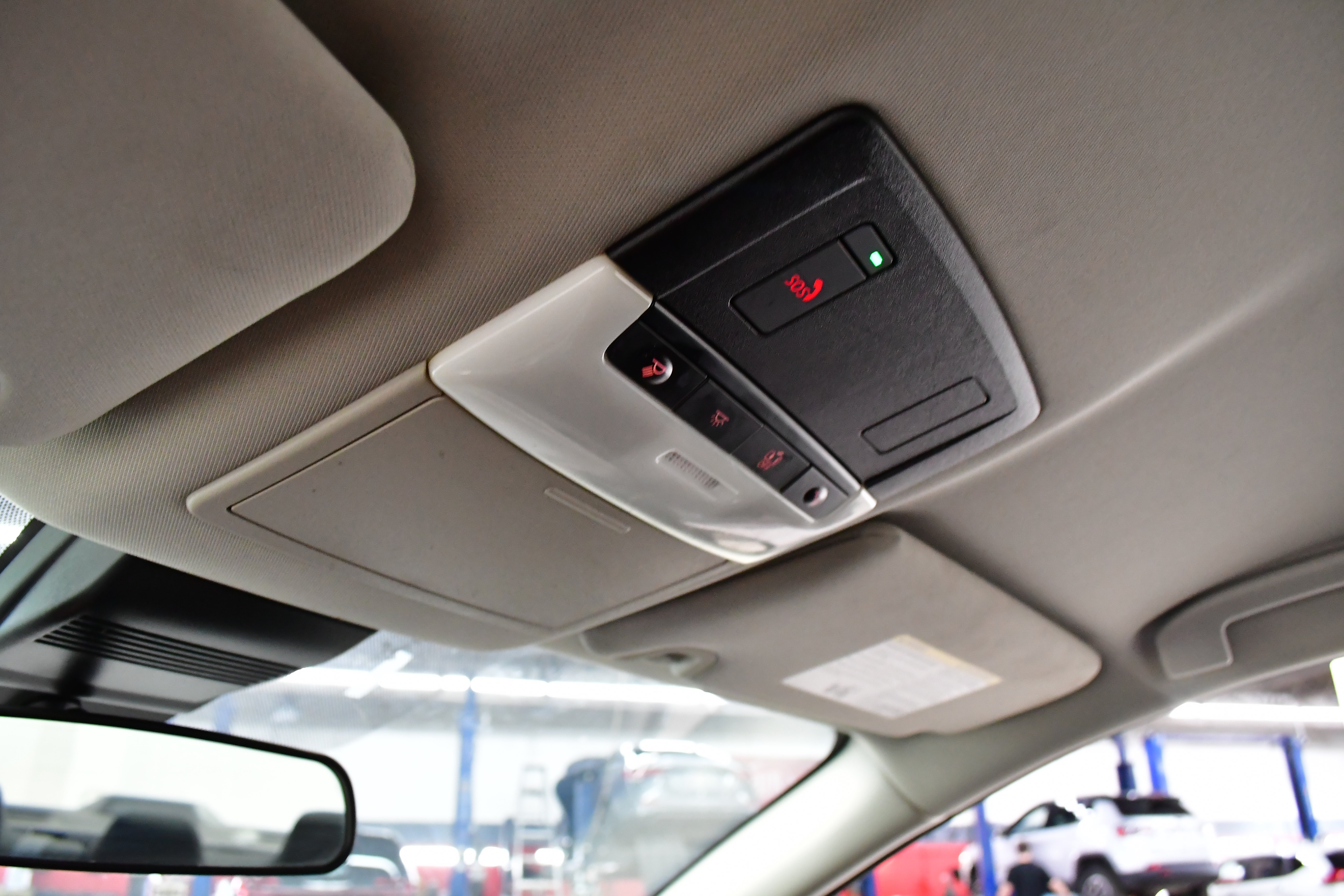 Used 2025 Nissan Altima 2.5 SV FWD image 30