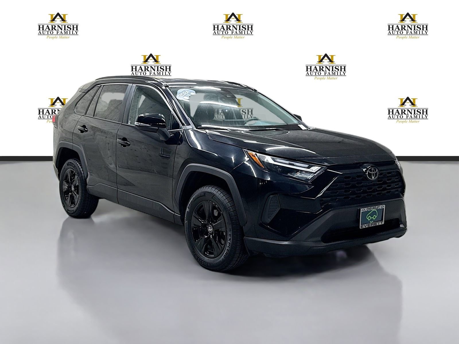 Used 2024 Toyota RAV4 XLE FWD video 3