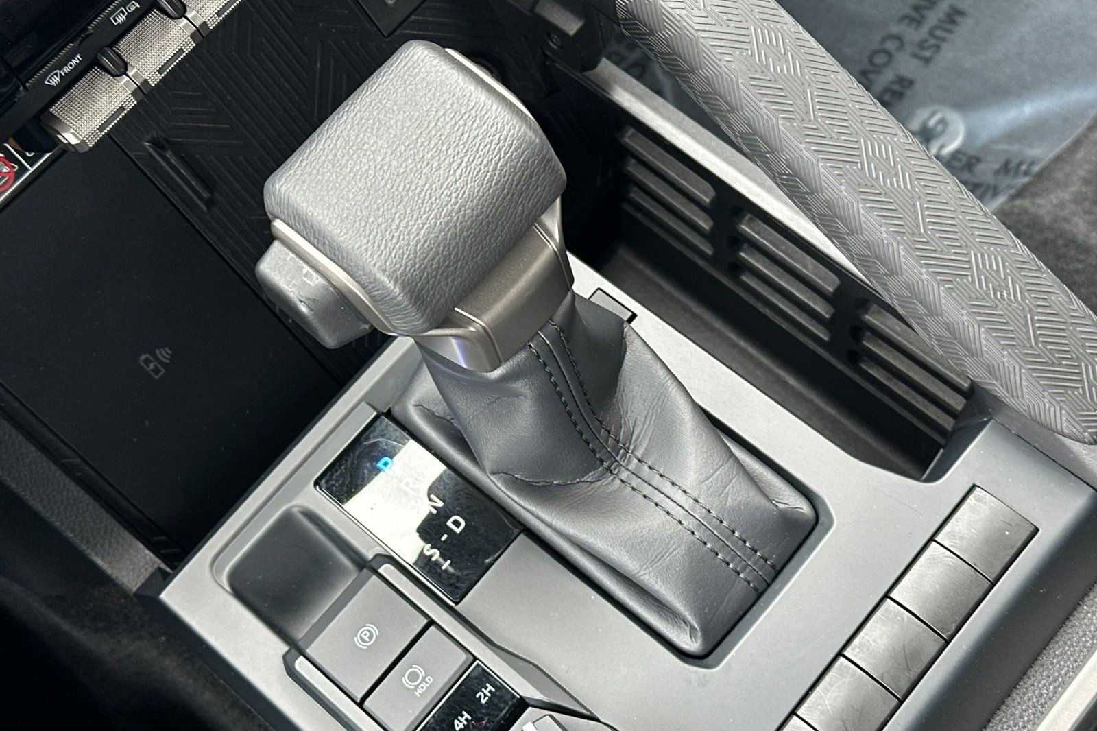 Certified 2025 Toyota Tacoma SR5 AWD/4WD image 21