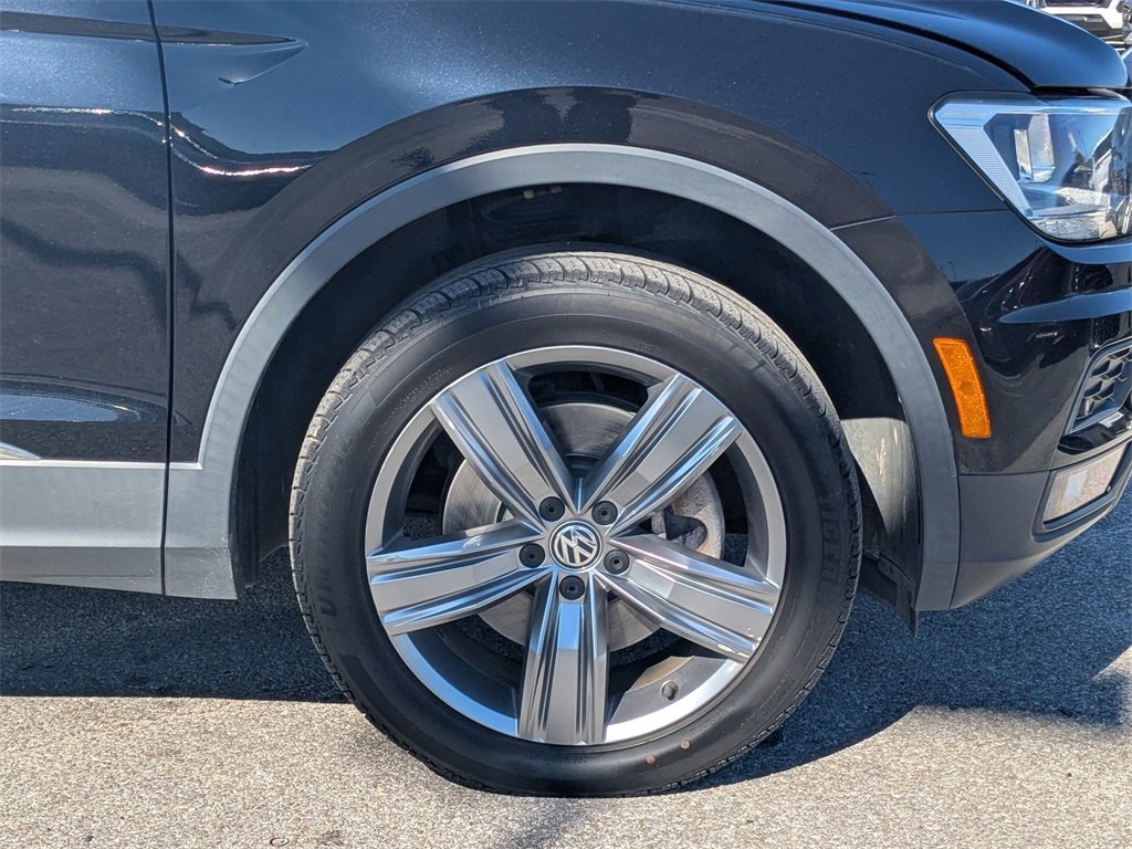 Used 2020 Volkswagen Tiguan SEL image 11