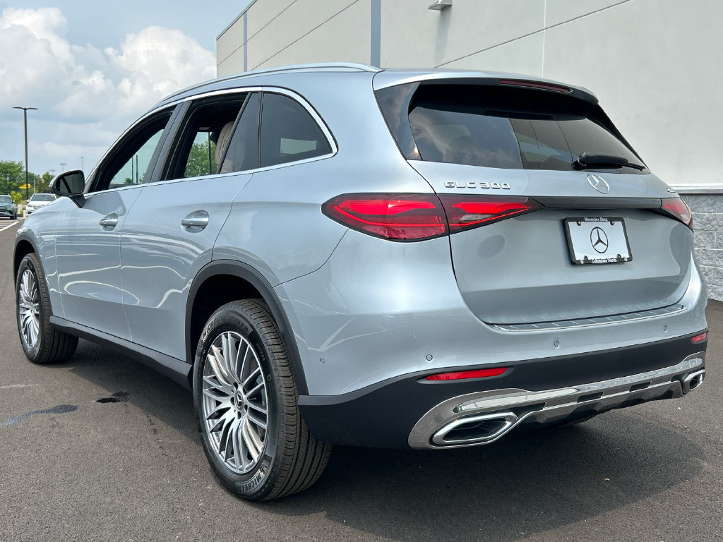 New 2026 Mercedes-Benz GLC 300 4MATIC image 5