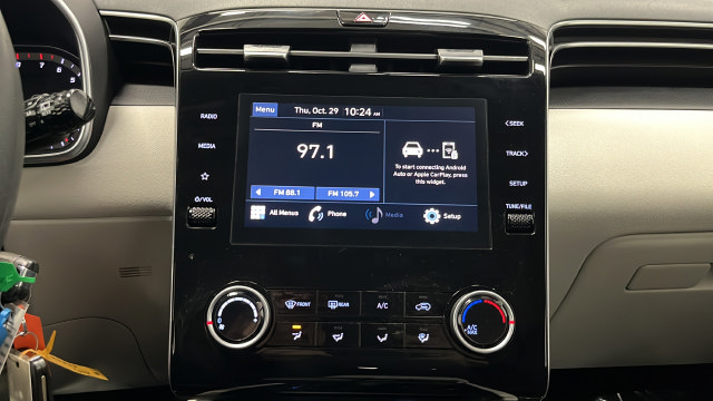 Used 2024 Hyundai Tucson SE AWD/4WD image 12