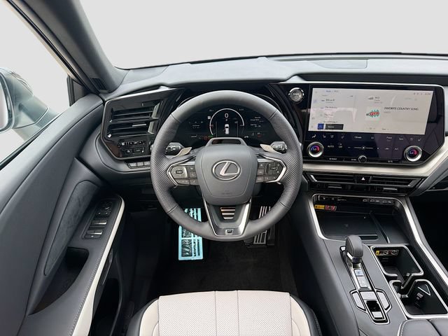 New 2026 Lexus TX 500h AWD image 18