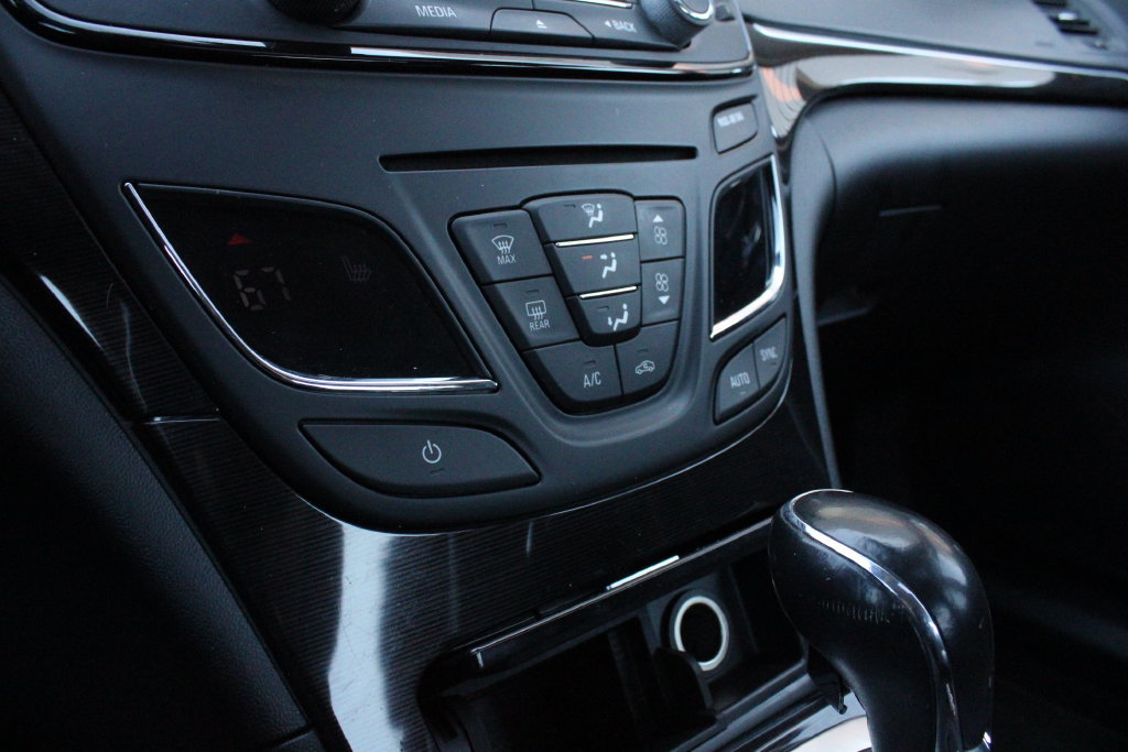 Used 2014 Buick Regal Premium FWD image 17