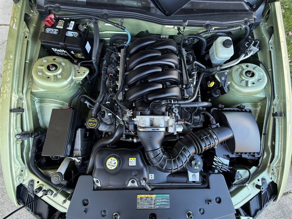 Used 2006 Ford Mustang GT RWD image 75