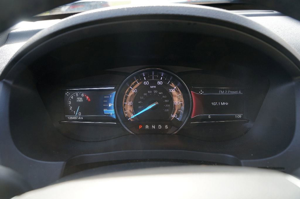 Used 2018 Ford Explorer Limited w/ Equipment Group 301A image 9