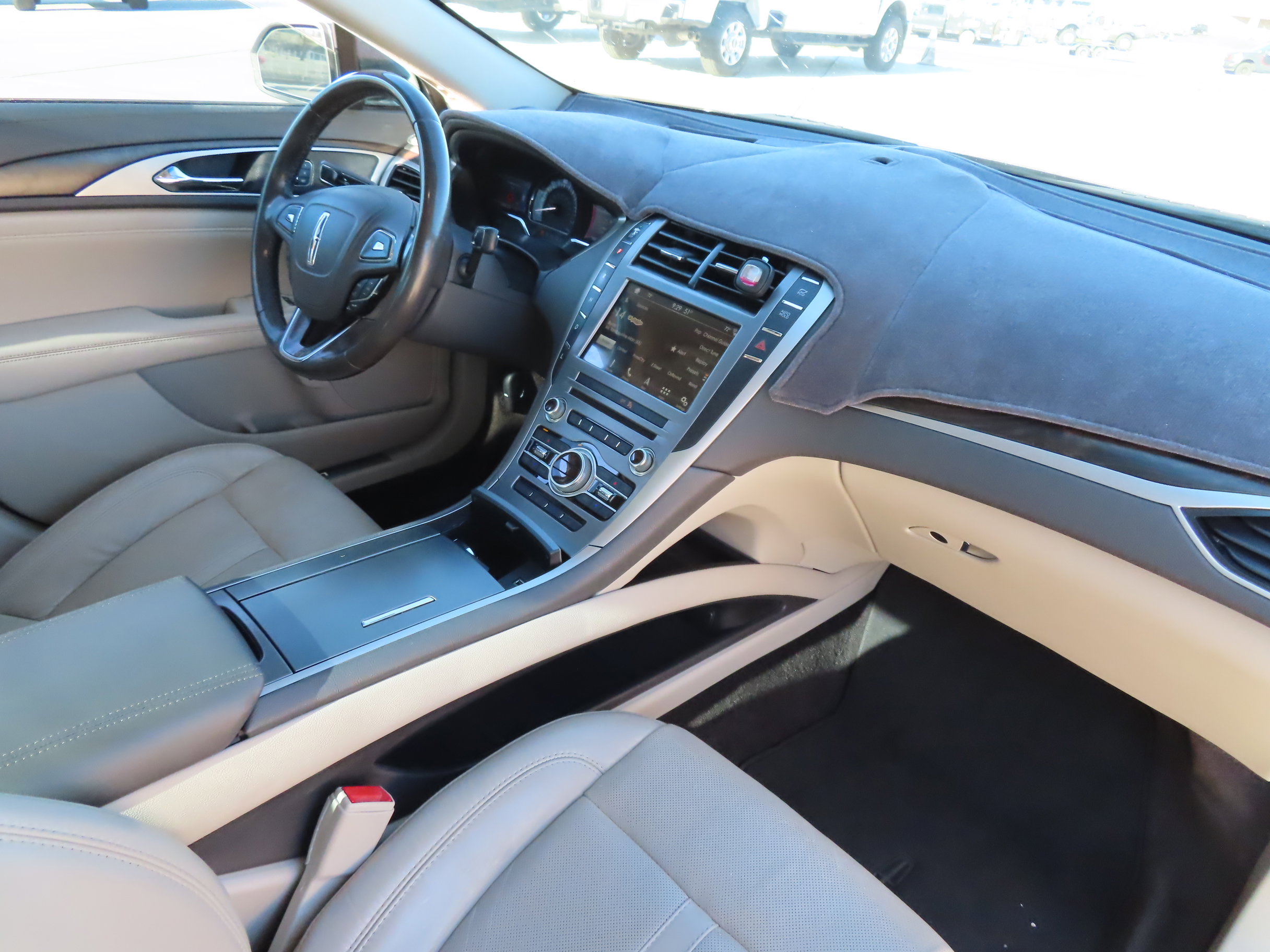 Used 2017 Lincoln MKZ Reserve video 2