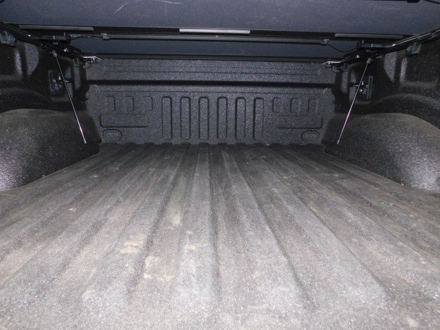 Used 2023 Ford F150 Lightning Lariat image 18