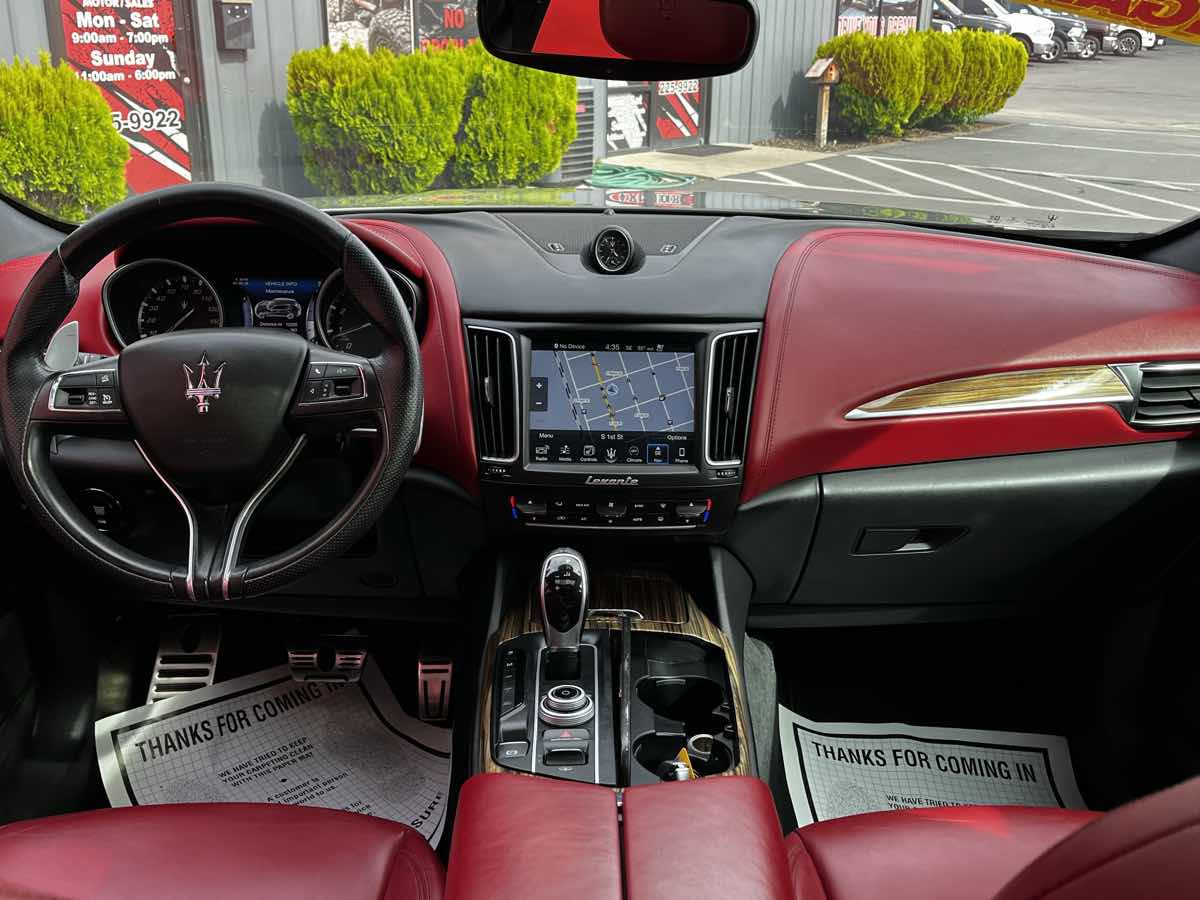 Used 2017 Maserati Levante S AWD/4WD image 8