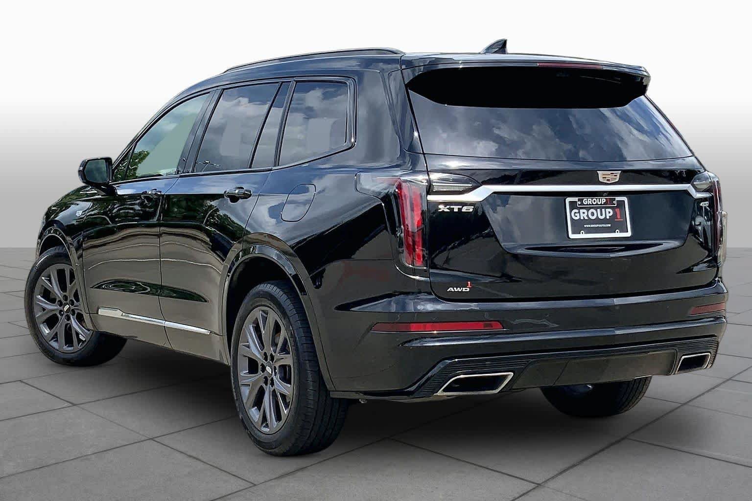 Used 2020 Cadillac XT6 Sport w/ Platinum Package AWD/4WD image 12