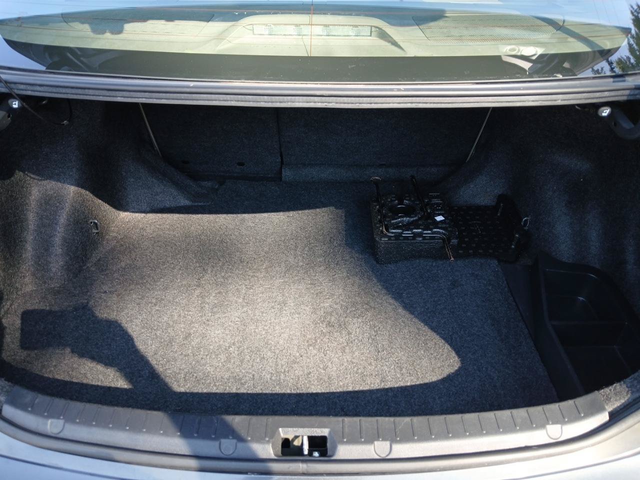 Used 2009 Toyota Corolla S FWD image 9