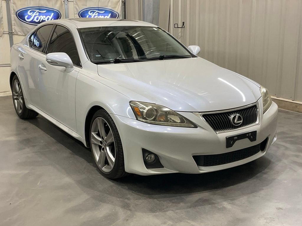 Used 2011 Lexus IS 250 w/ Premium Pkg Value Edition RWD image 2