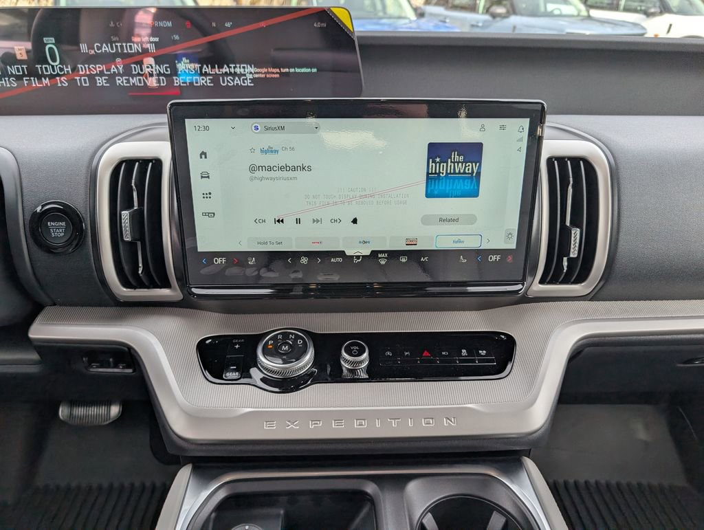 New 2025 Ford Expedition Active image 14