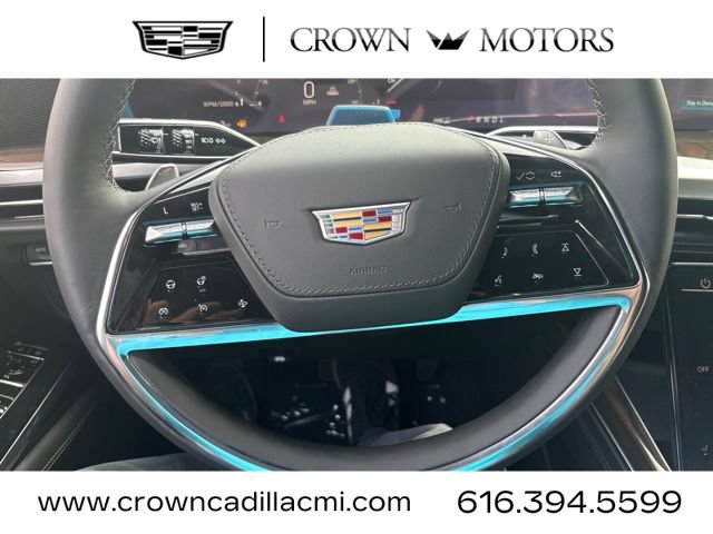 New 2026 Cadillac Escalade ESV Platinum Sport w/ LPO, ONYX Package AWD/4WD image 13