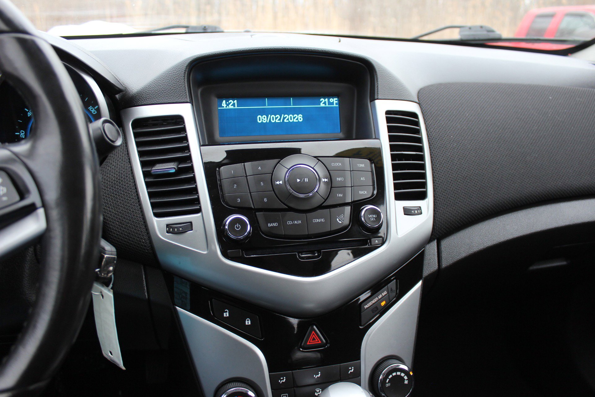 Used 2014 Chevrolet Cruze LT image 23