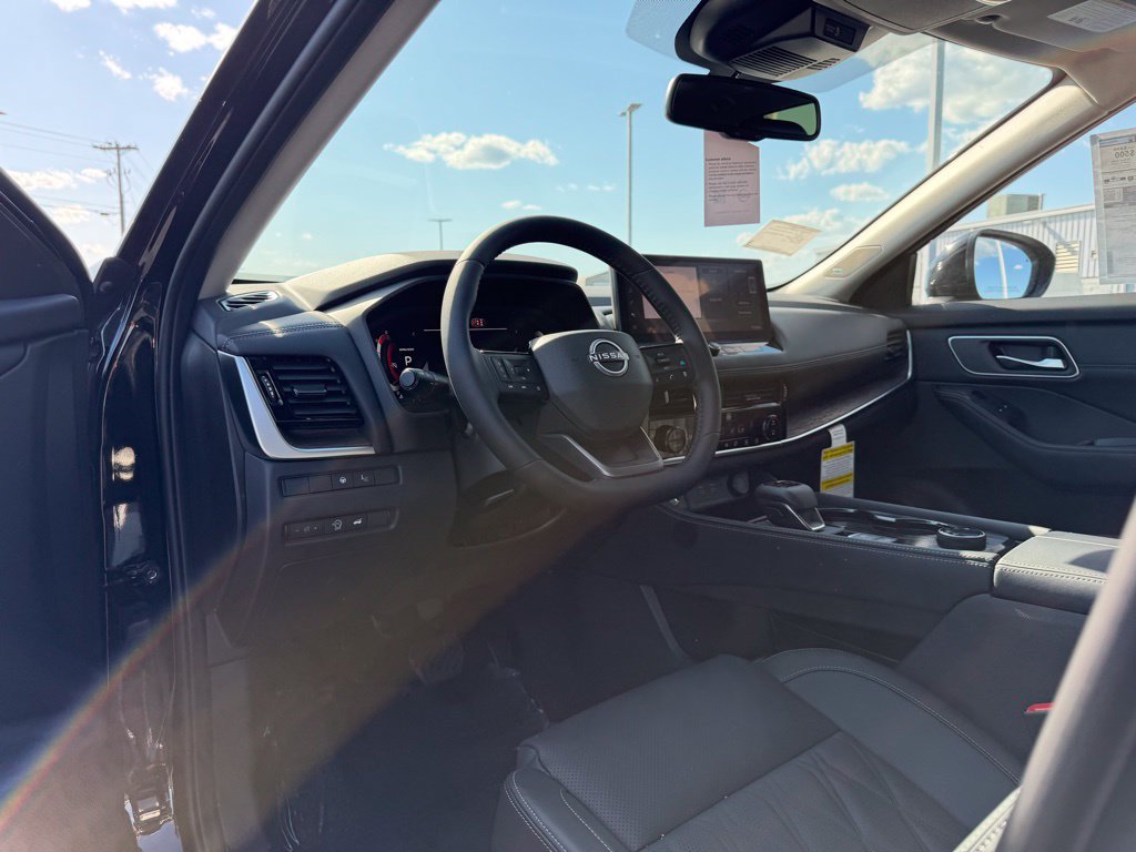 New 2026 Nissan Rogue Platinum w/ Platinum Premium Package AWD/4WD image 10