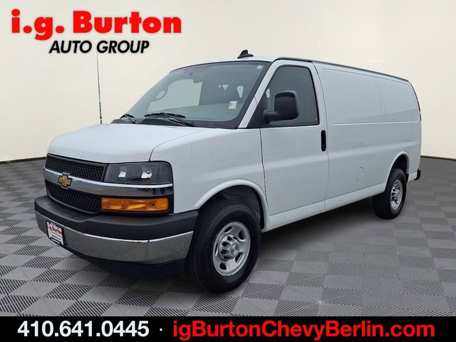 Certified 2024 Chevrolet Express 2500 w/ Driver Convenience Package image 3