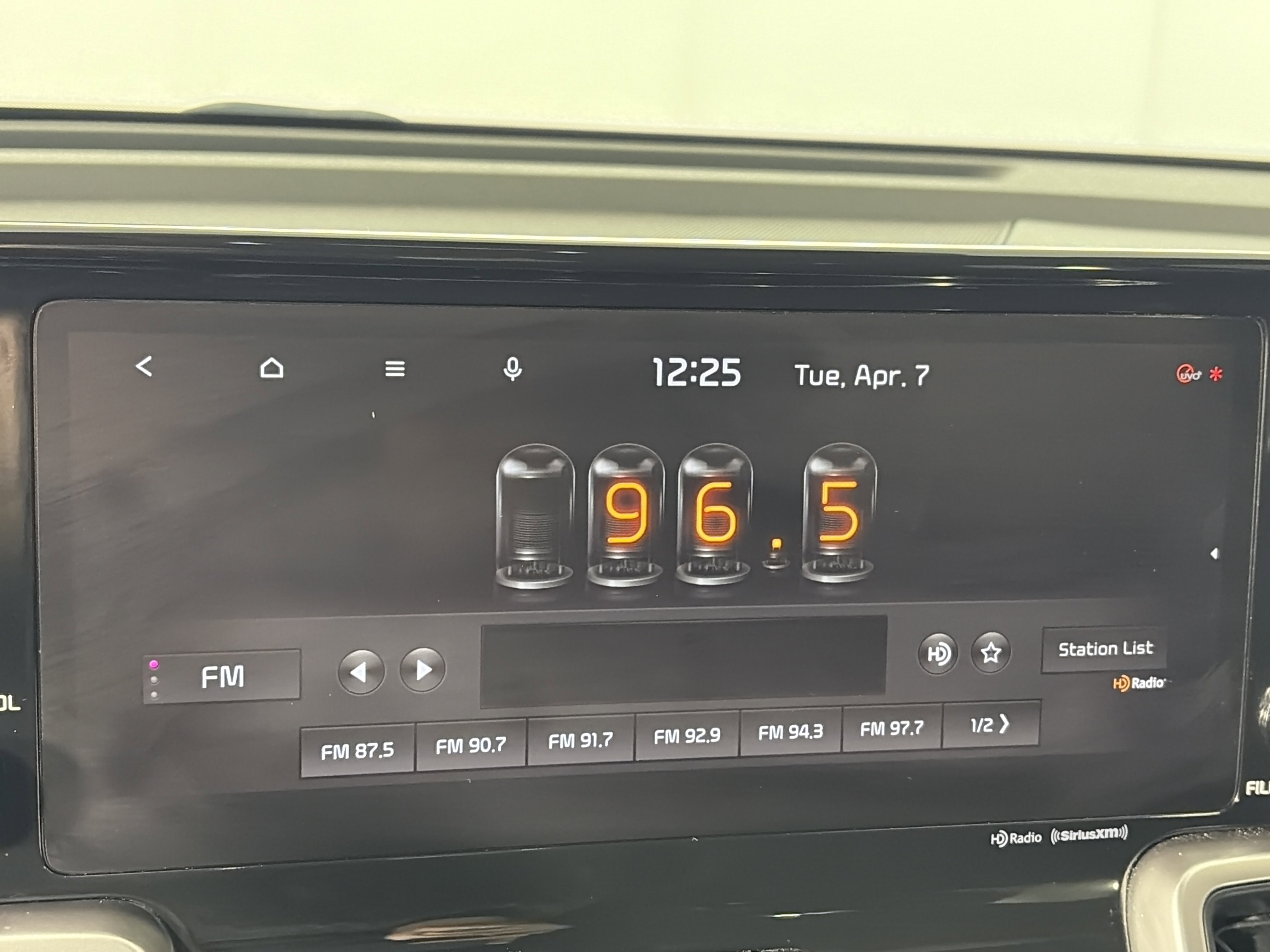 Certified 2022 Kia Sorento S w/ Panoramic Sunroof Package image 21