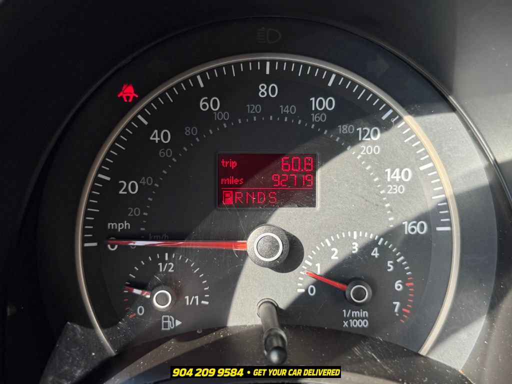 Used 2010 Volkswagen Beetle Coupe FWD image 20