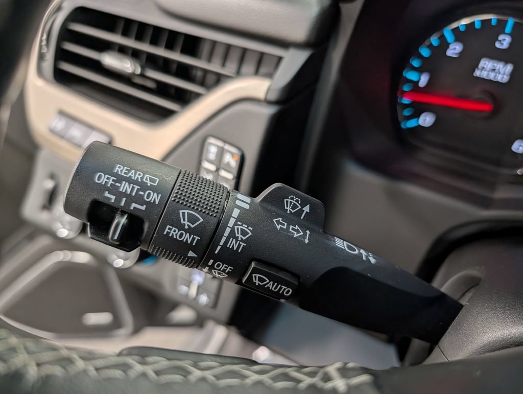 Used 2019 GMC Yukon Denali AWD/4WD image 18
