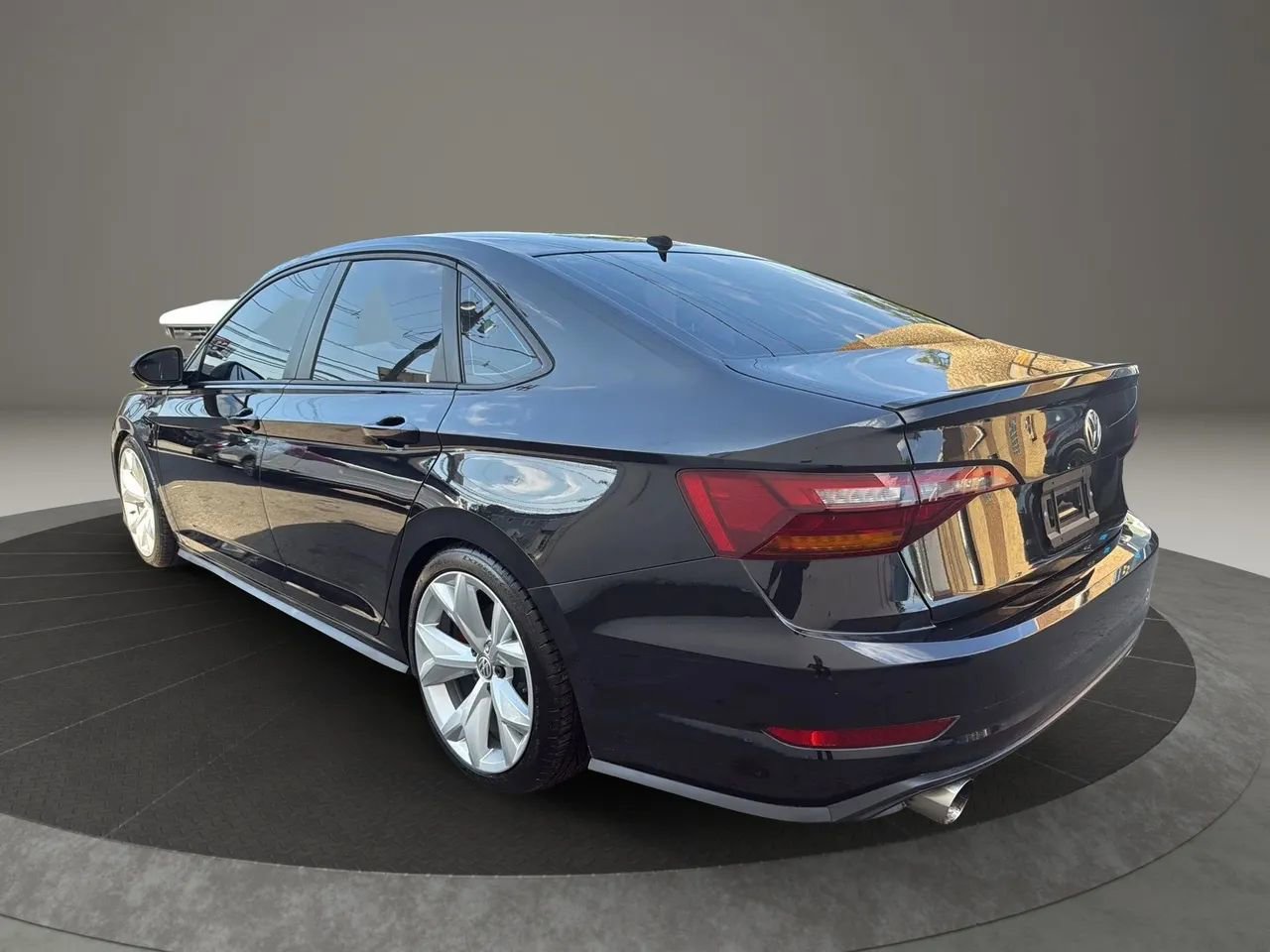 Used 2019 Volkswagen Jetta GLI image 7