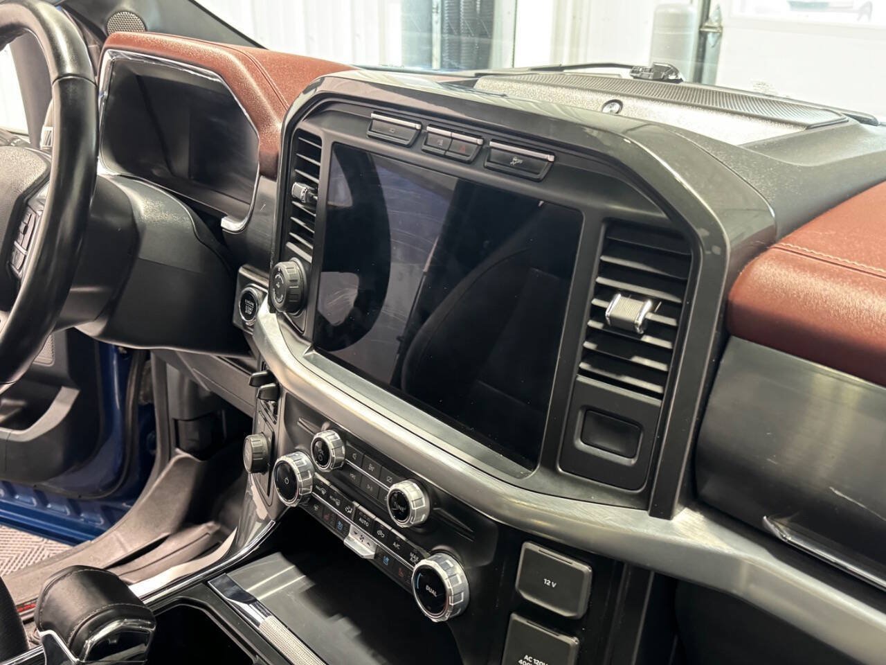 Used 2023 Ford F150 Lariat AWD/4WD image 22