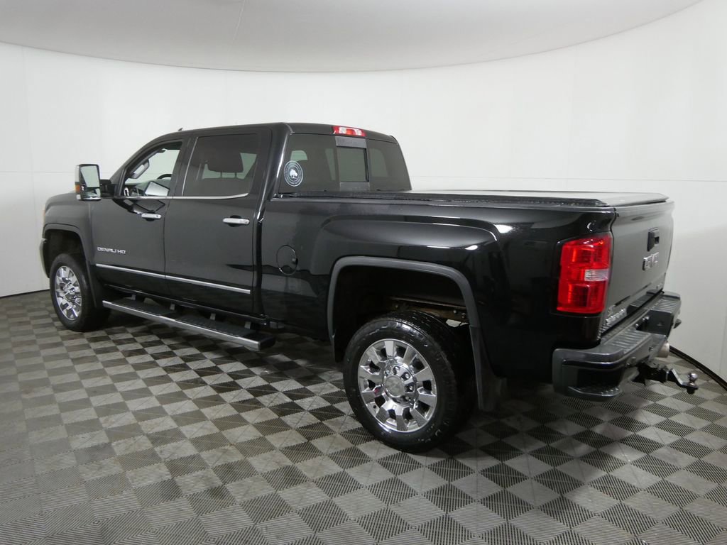 Used 2019 GMC Sierra 2500 Denali w/ Duramax Plus Package image 6