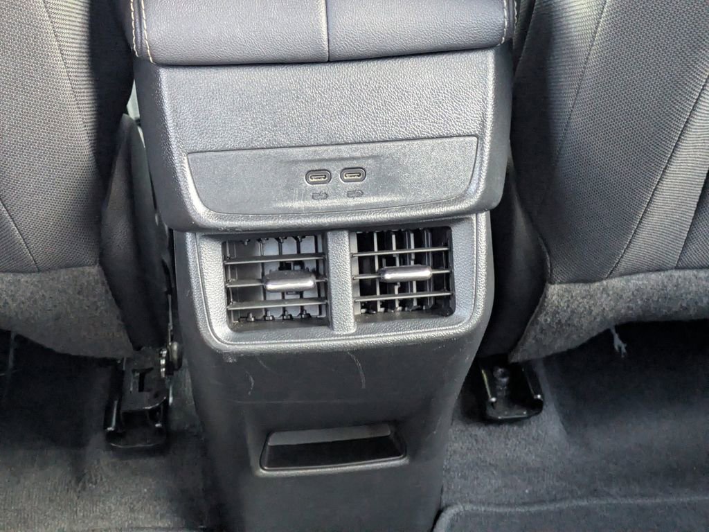 Used 2025 GMC Terrain Elevation image 13