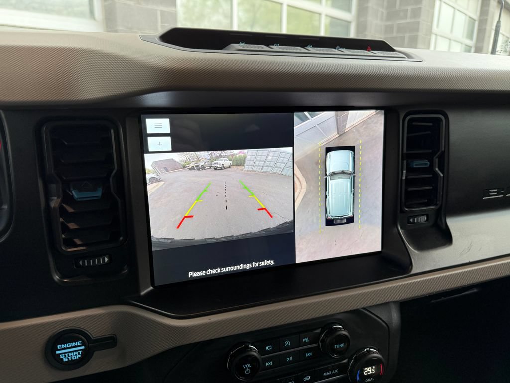 Used 2023 Ford Bronco Wildtrak AWD/4WD image 40