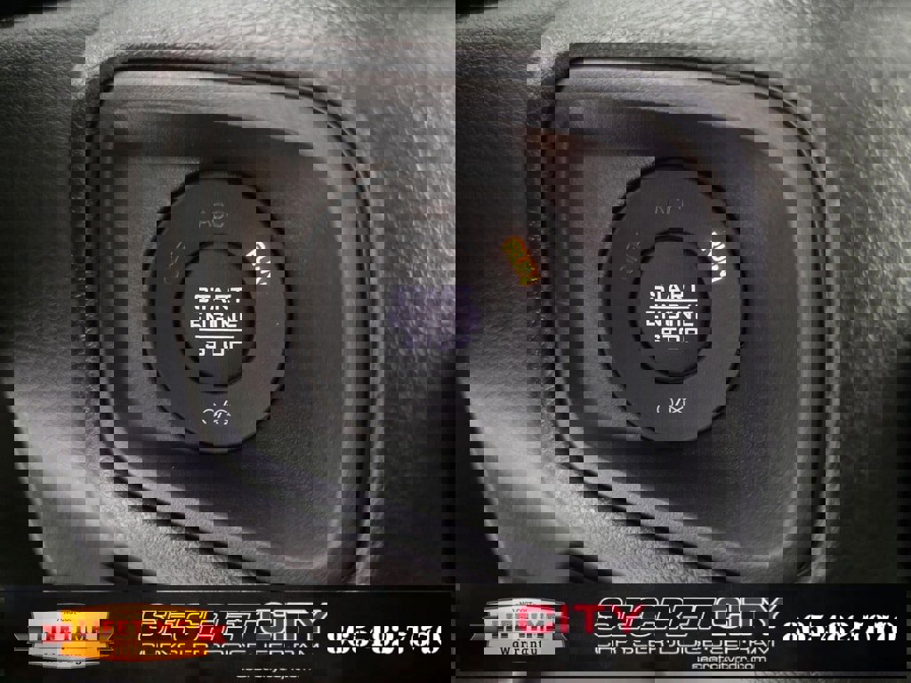 New 2025 Jeep Gladiator Sport image 22