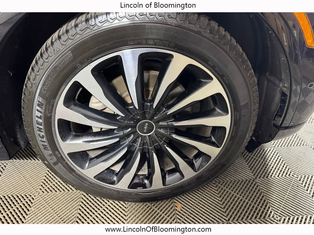 Used 2022 Lincoln Aviator Black Label Grand Touring w/ Class IV Trailer Tow Package AWD/4WD image 12