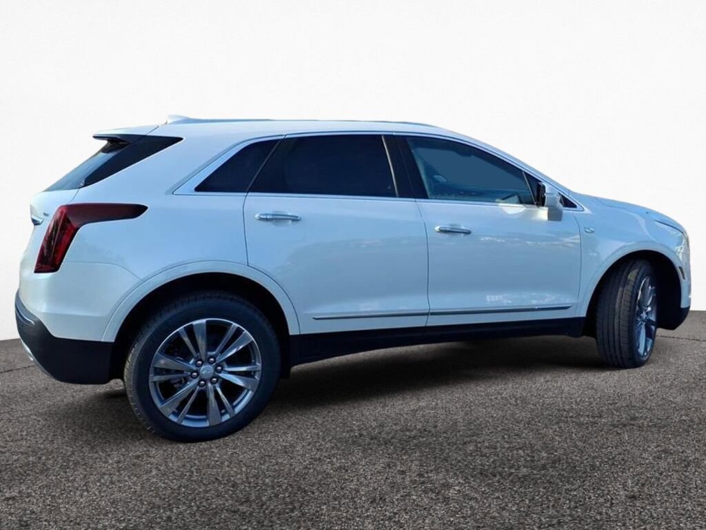 New 2025 Cadillac XT5 Premium Luxury w/ LPO, Floor Liner Package image 3