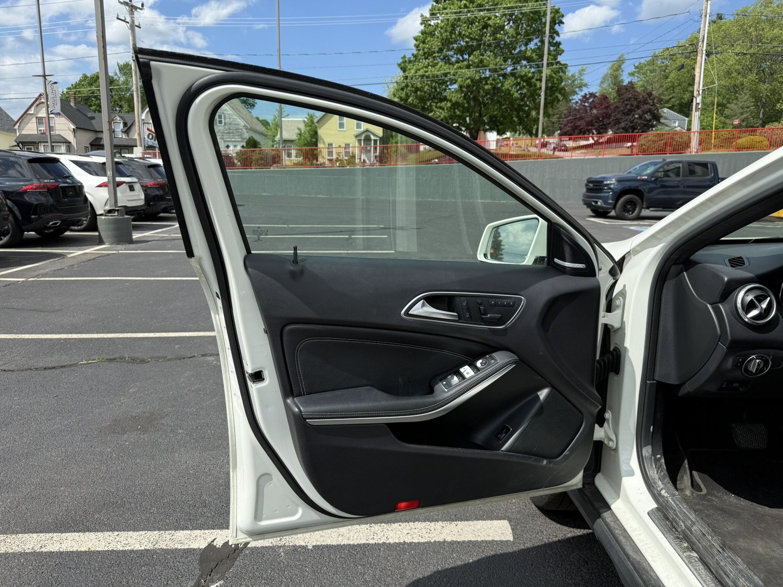 Used 2016 Mercedes-Benz GLA 250 image 8