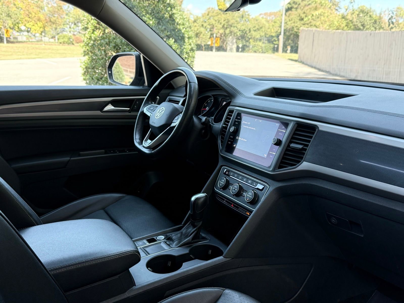 Used 2021 Volkswagen Atlas SE w/ Panoramic Sunroof Package image 24