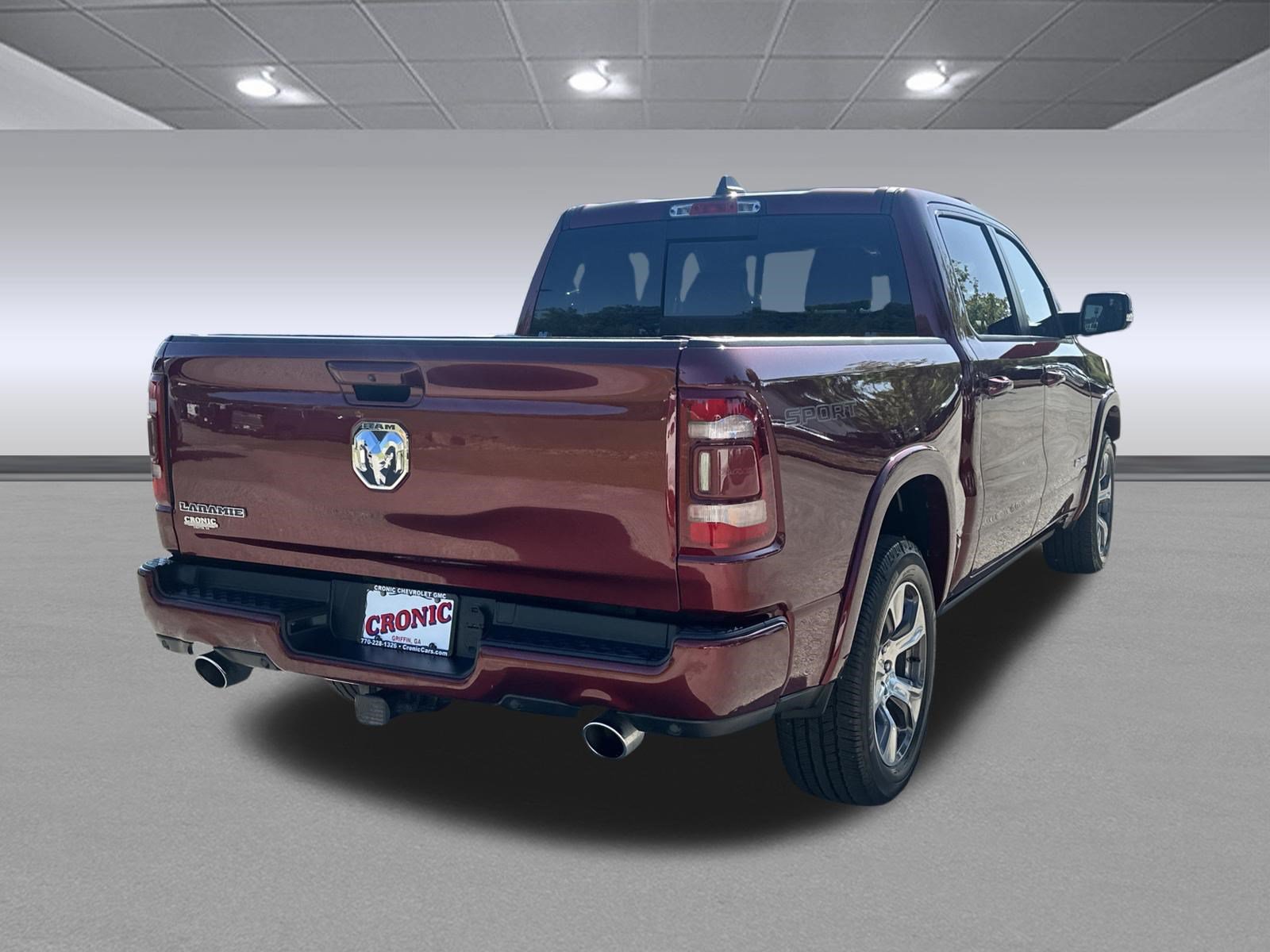 Used 2022 RAM 1500 Laramie RWD image 3