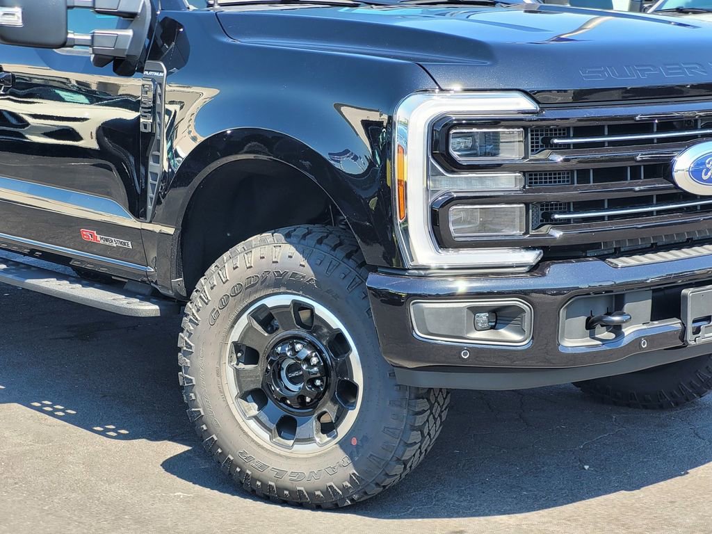 New 2025 Ford F350 Platinum w/ Tremor Off-Road Package image 28